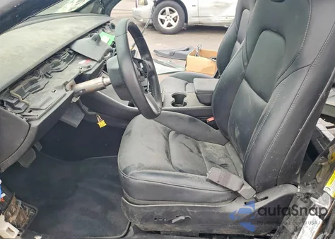 2019 Tesla Model 3 из США, поврежденный, VIN 5YJ3E1EB2KF432463